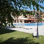 Apartament Family Near Beach, Pools & Star Dreams Complex
