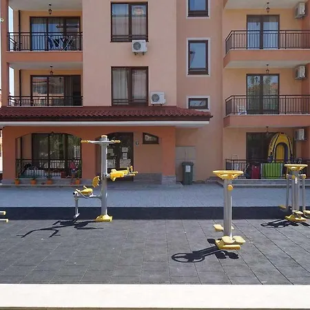 Beautiful Private Apartment With Beach View At Star Dreams Complex