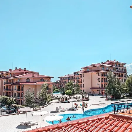 Beautiful Private Apartment With Beach View At Star Dreams Complex *