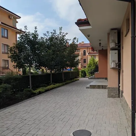 Beautiful Private Apartment With Beach View At Star Dreams Complex